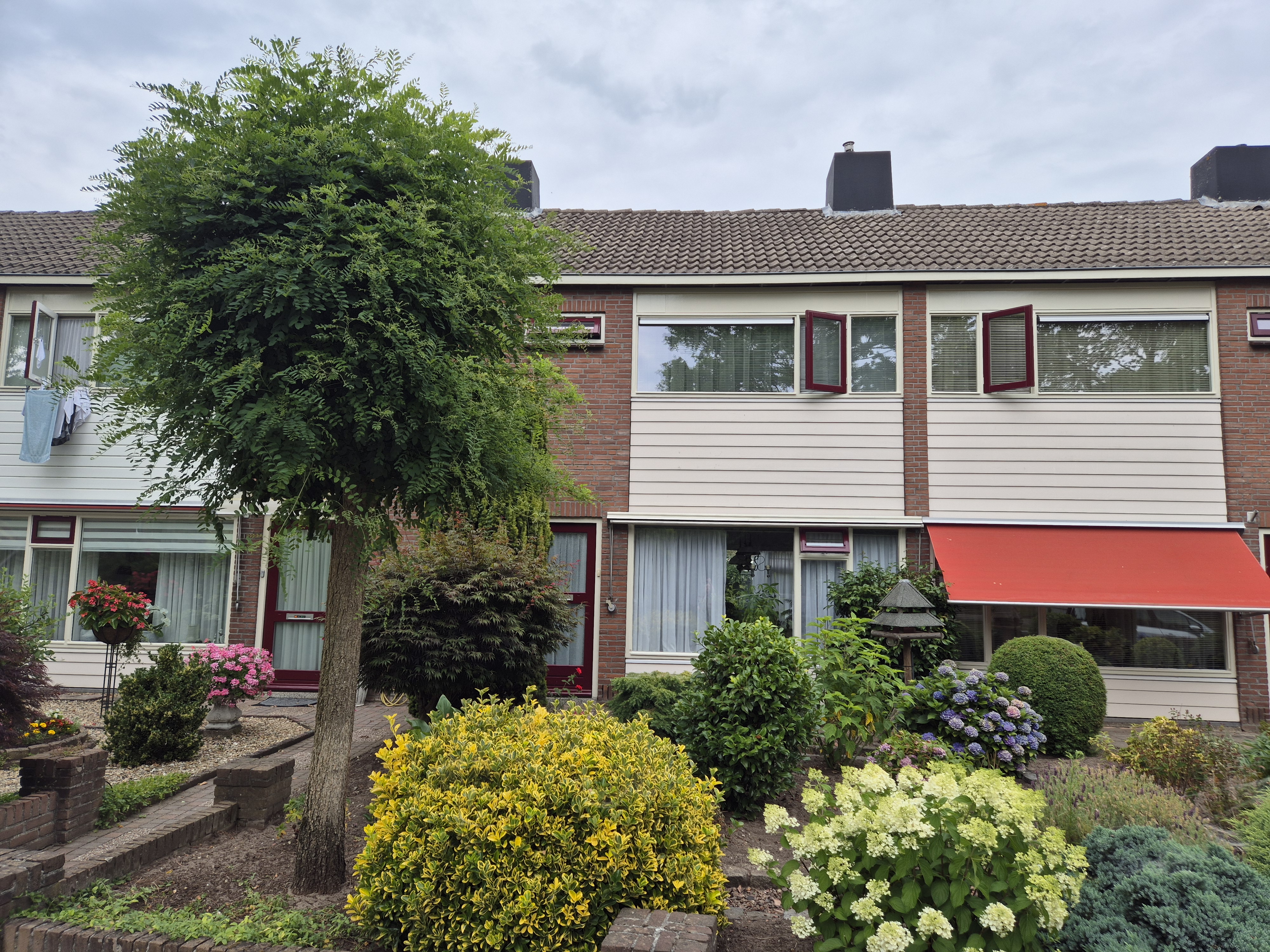 Tussenwoning te huur: Woestijnweg 142, Woestijnweg Vaassen