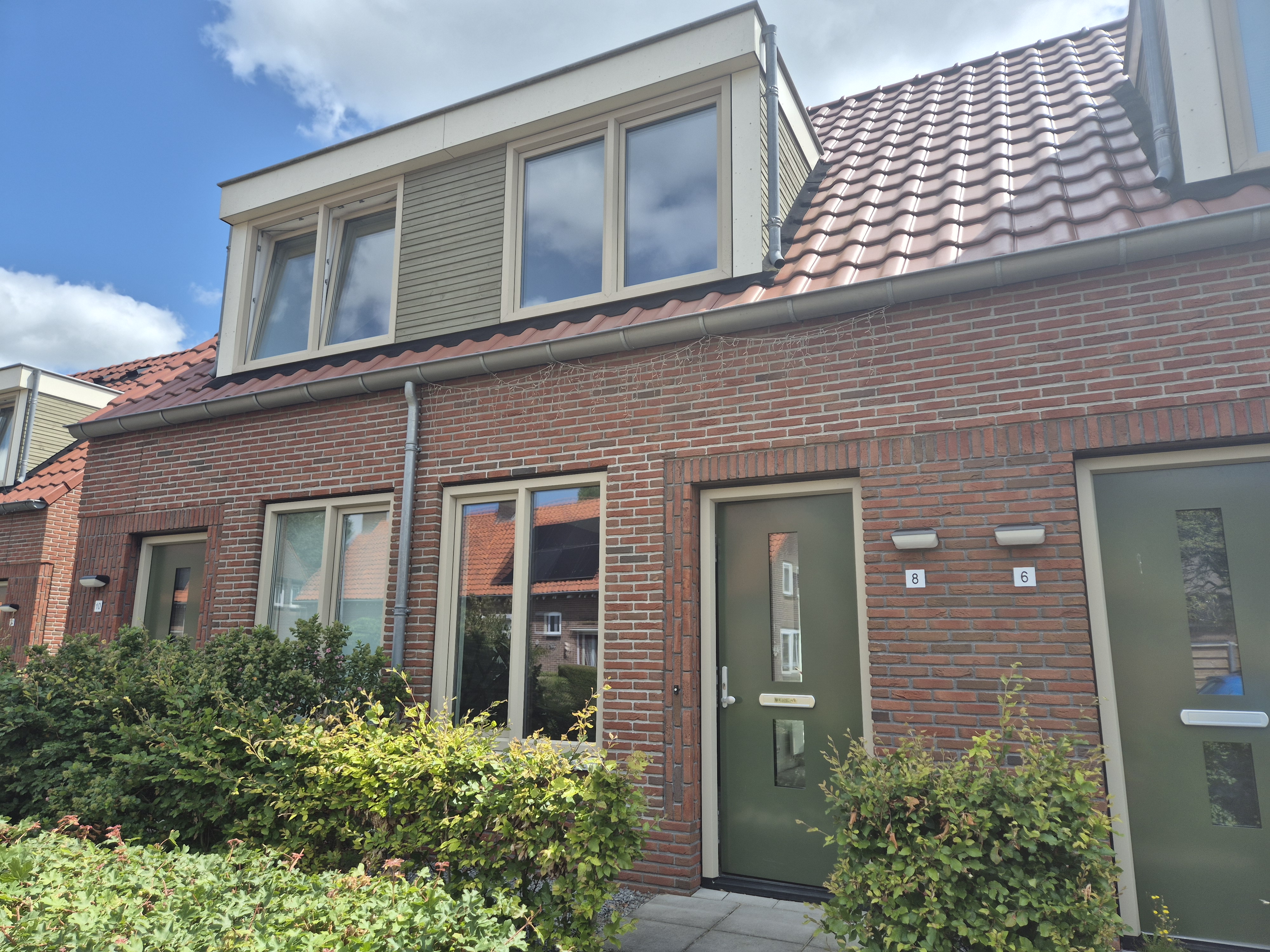 Tussenwoning te huur: Bloemstraat 8, Heerde Heerde